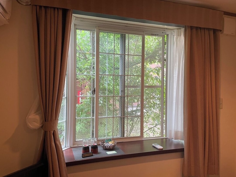 スモールダブルルーム 禁煙 客室2 | ドーミー倶楽部 軽井沢