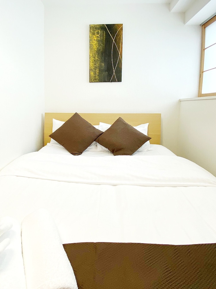 ダブルルーム 専用バスルーム付 (403) | おうちホテル横川