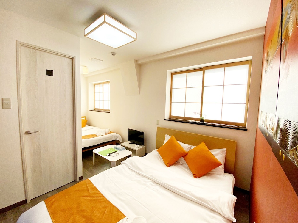 ラージツインルーム 専用バスルーム付 (502) 客室4 | おうちホテル横川