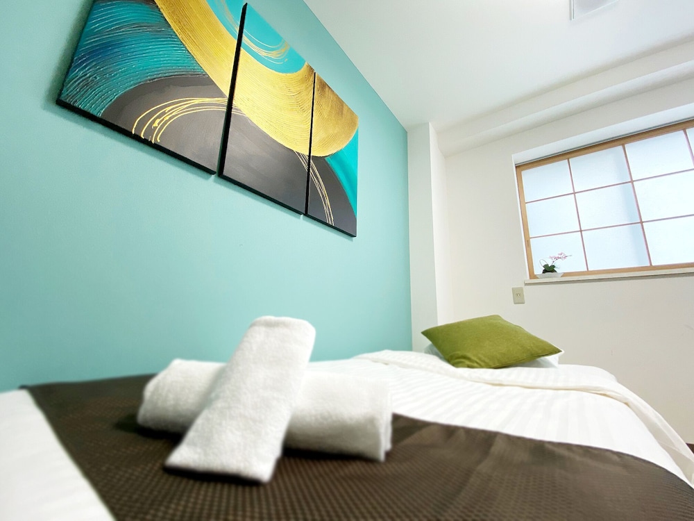 ツインルーム 専用バスルーム付 (202) 客室3 | おうちホテル横川