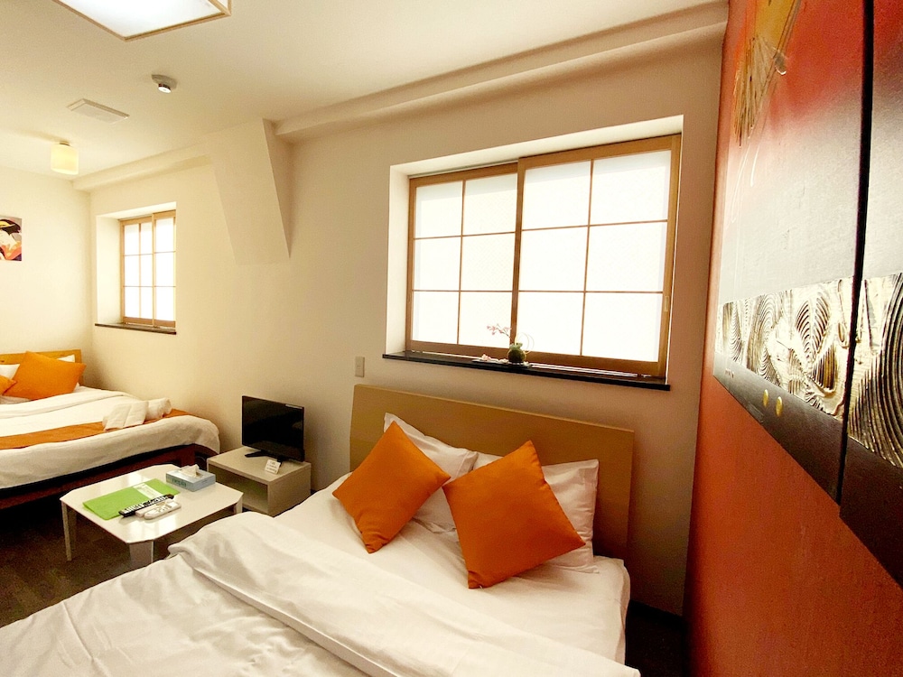 ラージツインルーム 専用バスルーム付 (502) | おうちホテル横川