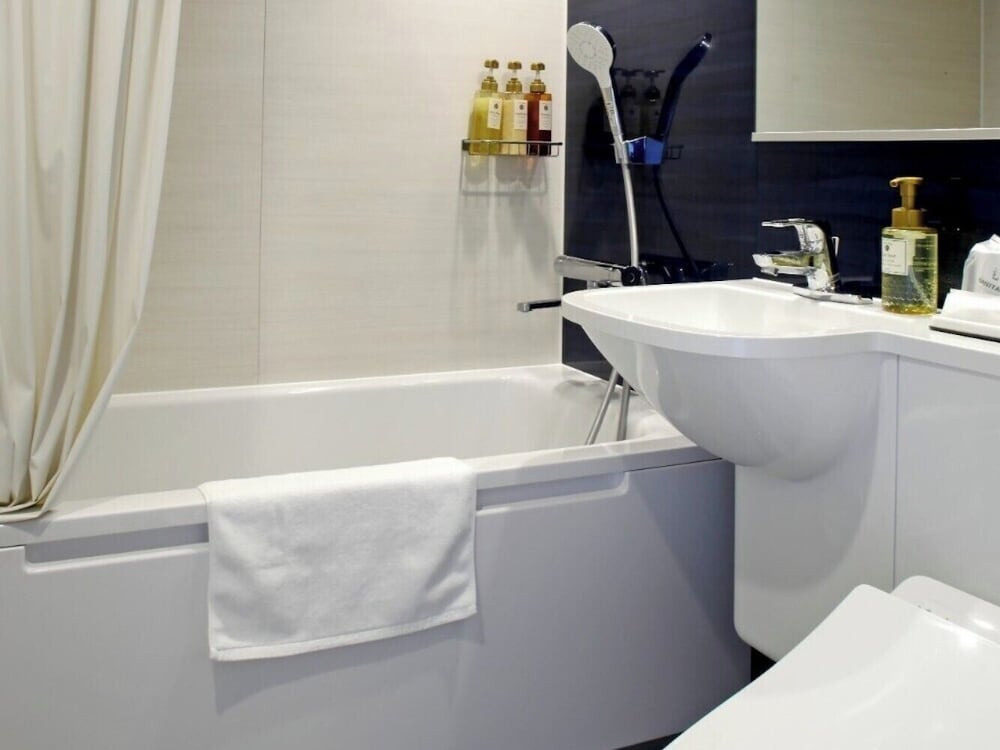 セミダブルルーム 喫煙可 バスルーム1 | ホテル ユニオン