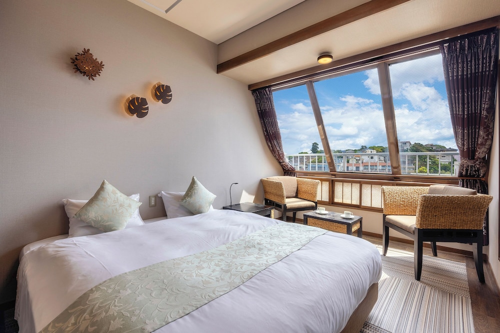 ジュニア ダブルルーム 禁煙 客室1 | 心湯の宿 ~SAZANA~