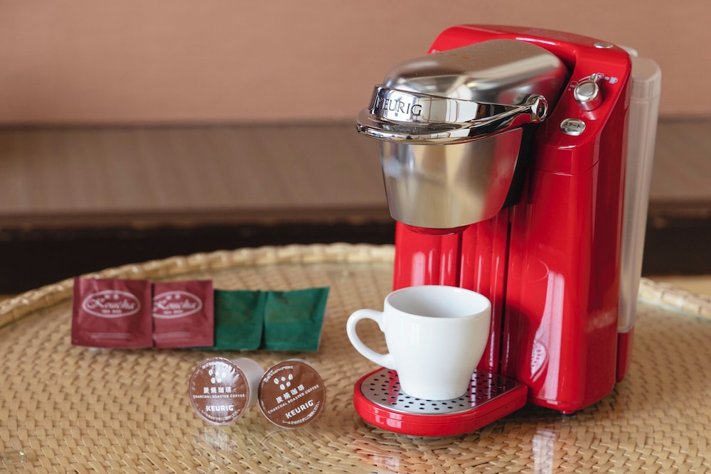 ラグジュアリー ツインルーム 禁煙 客室2 | 心湯の宿 ~SAZANA~