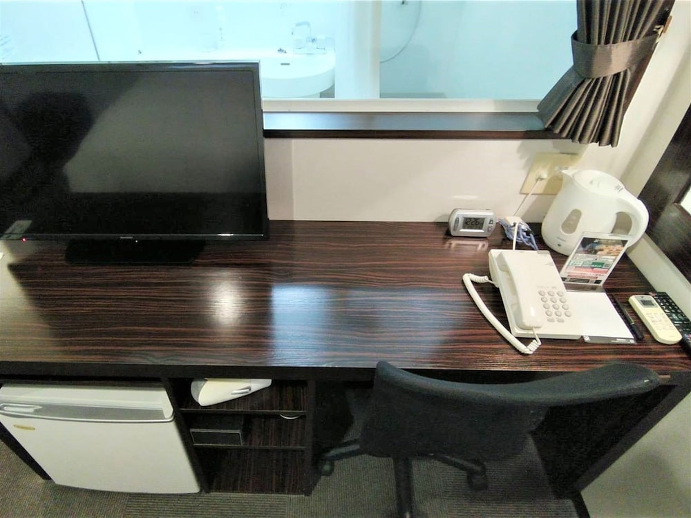 ダブルルーム 禁煙 客室6 | グリーンリッチホテル岩国駅前 人工温泉・二股湯の華