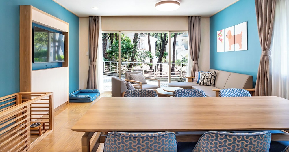 リニューアル ペットルーム 2F 禁煙 (3歳以下のお子様は添い寝となり無料の為, 検索時の予約人数に含めないで下さい) 客室8 | シーガイア・フォレスト・コテージ