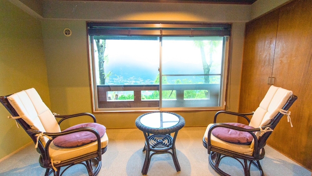 【プレミアムスイート和洋室】露天風呂付き 喫煙 客室1 | リブマックスリゾート箱根仙石原