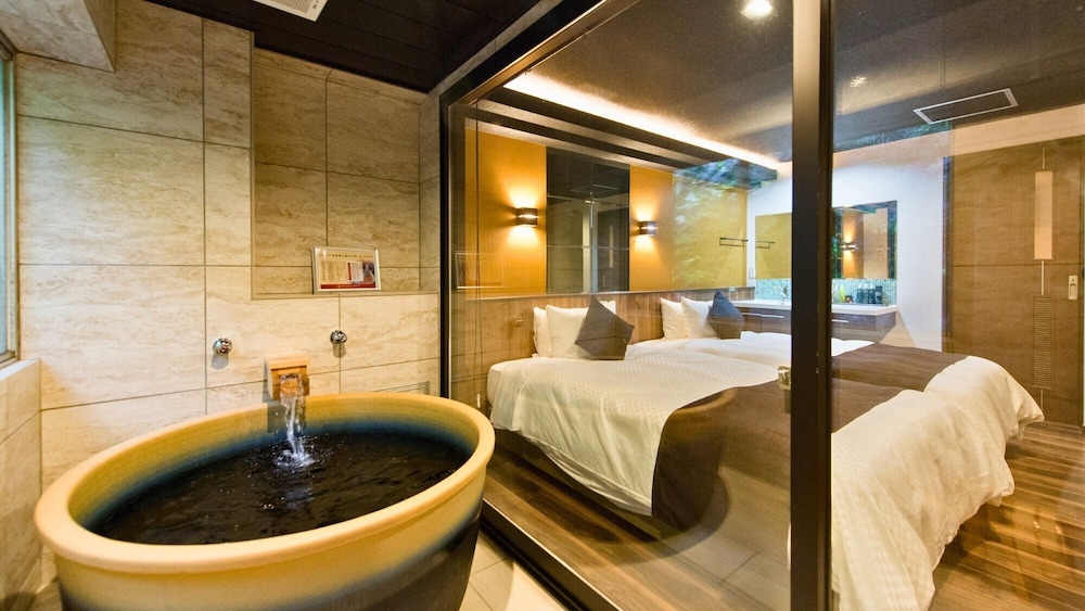 【和美麗ジュニアスイート和洋室】露天風呂付き 喫煙 客室3 | リブマックスリゾート箱根仙石原