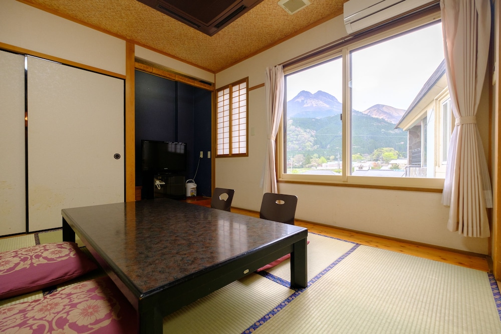 和室10畳2間バストイレ無し 部屋からの景観0 | はなせん