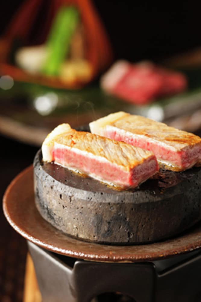 和室 スタンダード サウナ付き 共用バスルーム,ステーキ,禁煙 食事・飲み物0 | 彌榮館