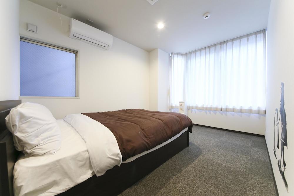 ダブルルーム 禁煙 客室1 | Roots Hostel