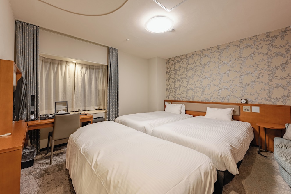 スタンダード ツインルーム 禁煙 (with 1 extra bed) 客室1 | リッチモンドホテル 東京目白