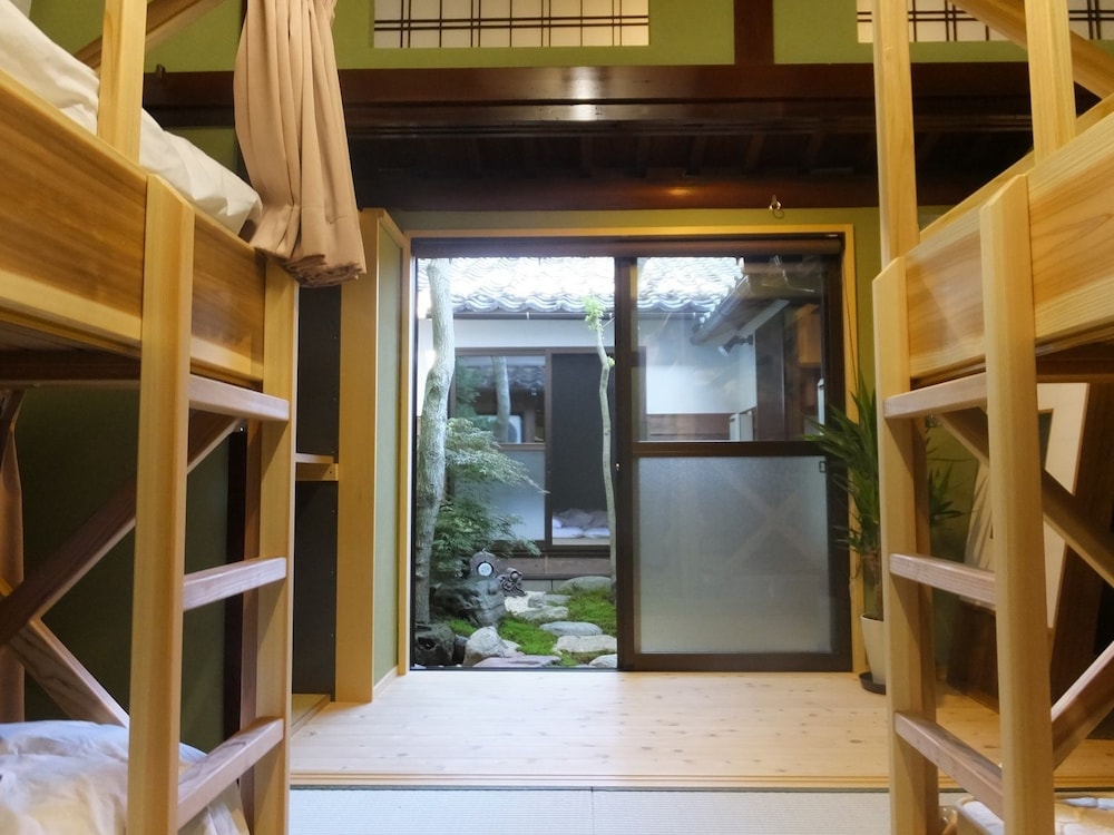 客室1 | ゲストハウス 三日市 客室1 | ゲストハウス 三日市