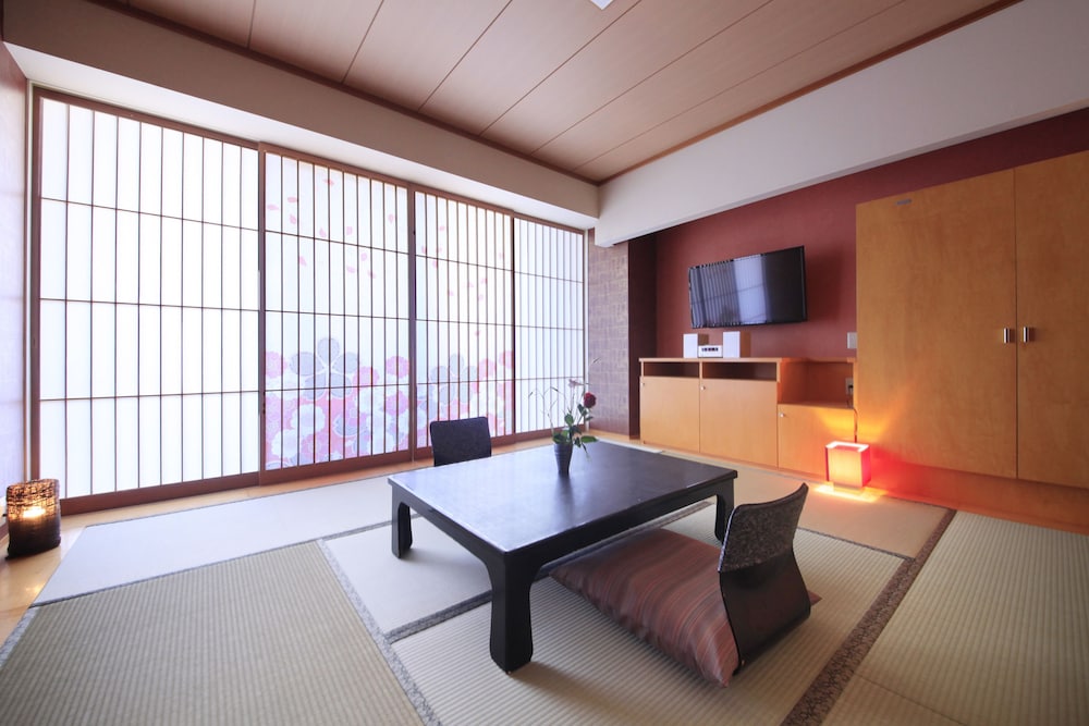 和室８畳　３階 | 熱海 TENSUI