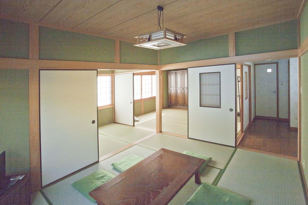 客室1 | ドミトリー三段屋ゲストハウス