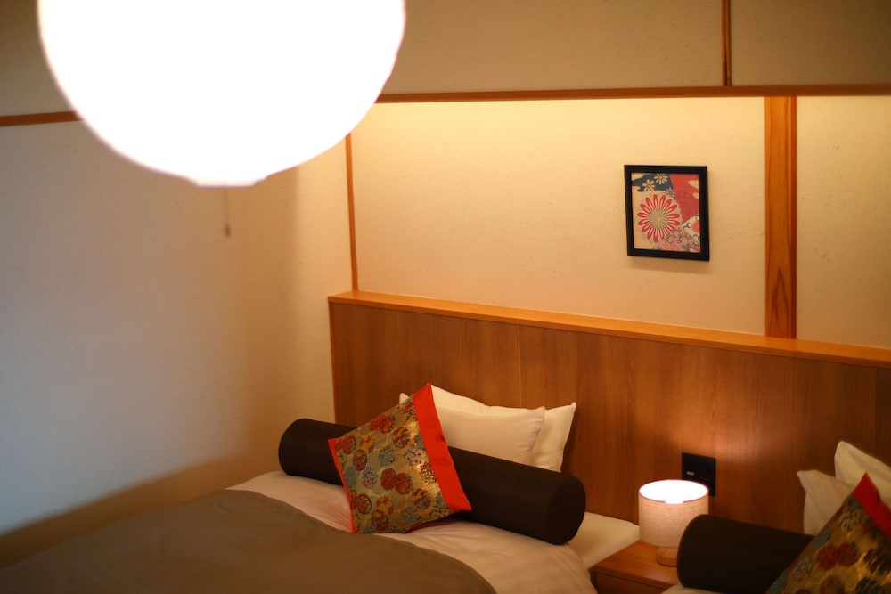 オーシャンフロント　和室　展望風呂付き 2 客室1 | 海のほてる いさば