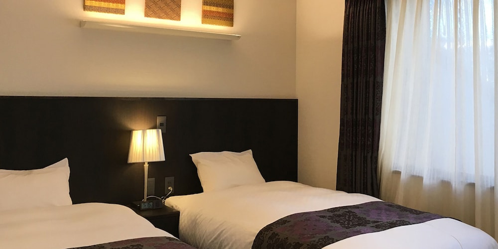 禁煙ツイン【バス・トイレ別】 客室4 | ラシーヌホーム京都