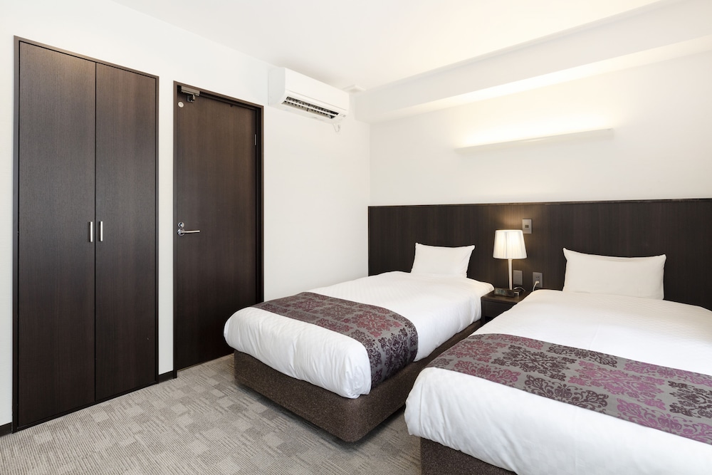 禁煙ツイン【バス・トイレ別】 客室1 | ラシーヌホーム京都