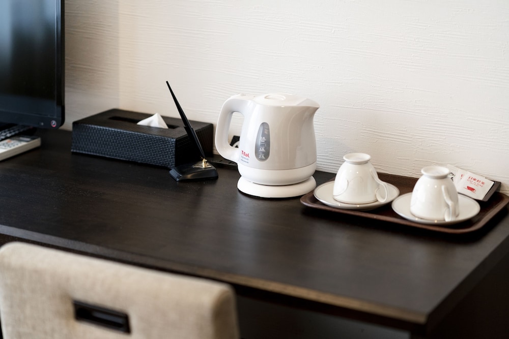 禁煙ツイン【バス・トイレ別】 客室の設備とサービス1 | ラシーヌホーム京都