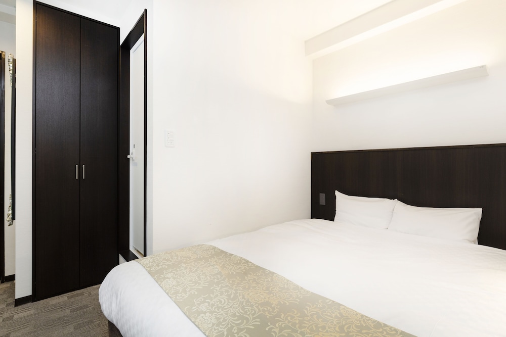 禁煙ダブル【ユニットバス】 客室1 | ラシーヌホーム京都