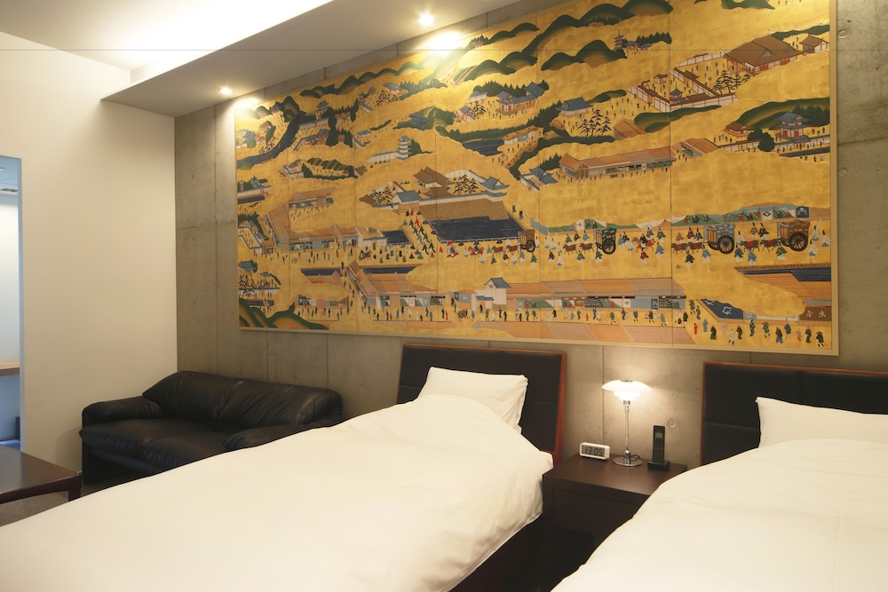 ツインルーム ストリートビュー 客室4 | 葵 HOTEL KYOTO