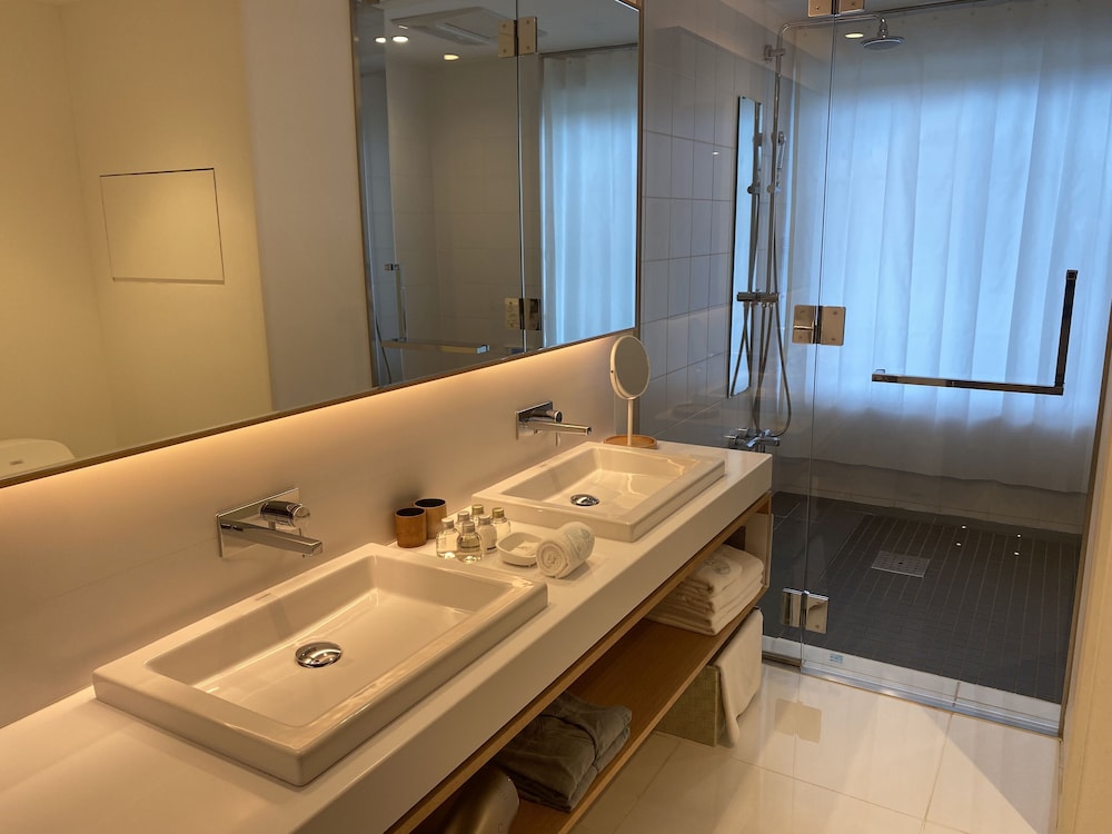 リバービュールーム　101 バスルーム1 | 葵 HOTEL KYOTO