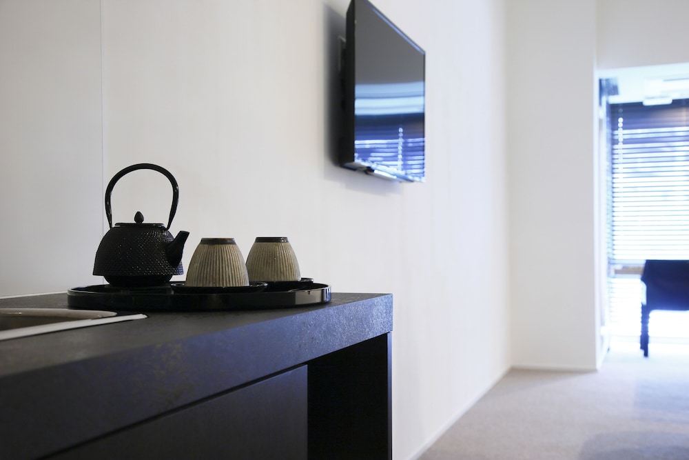 ツインルーム ストリートビュー 客室3 | 葵 HOTEL KYOTO