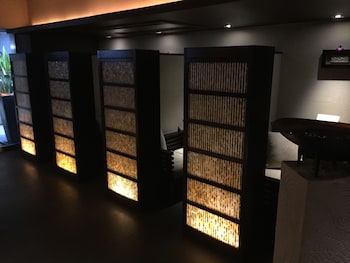 アロマ バル- アダルト オンリー