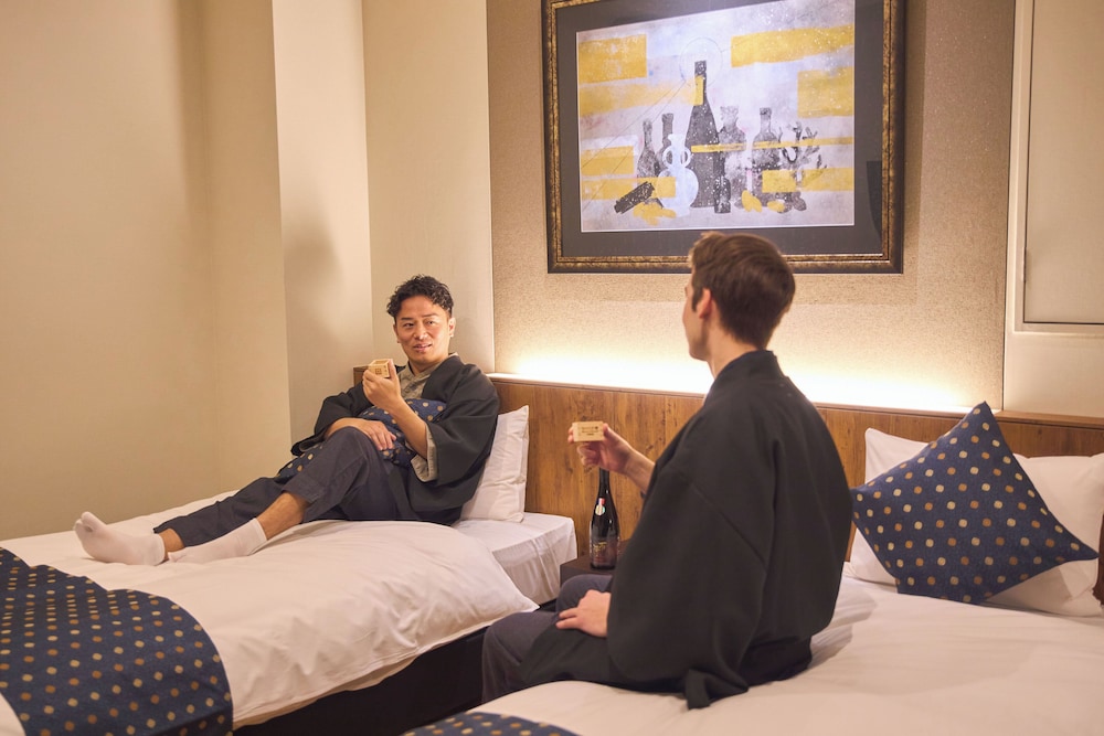 クラシック ツインルーム 客室1 | SAKE Kura Hotel 川崎宿