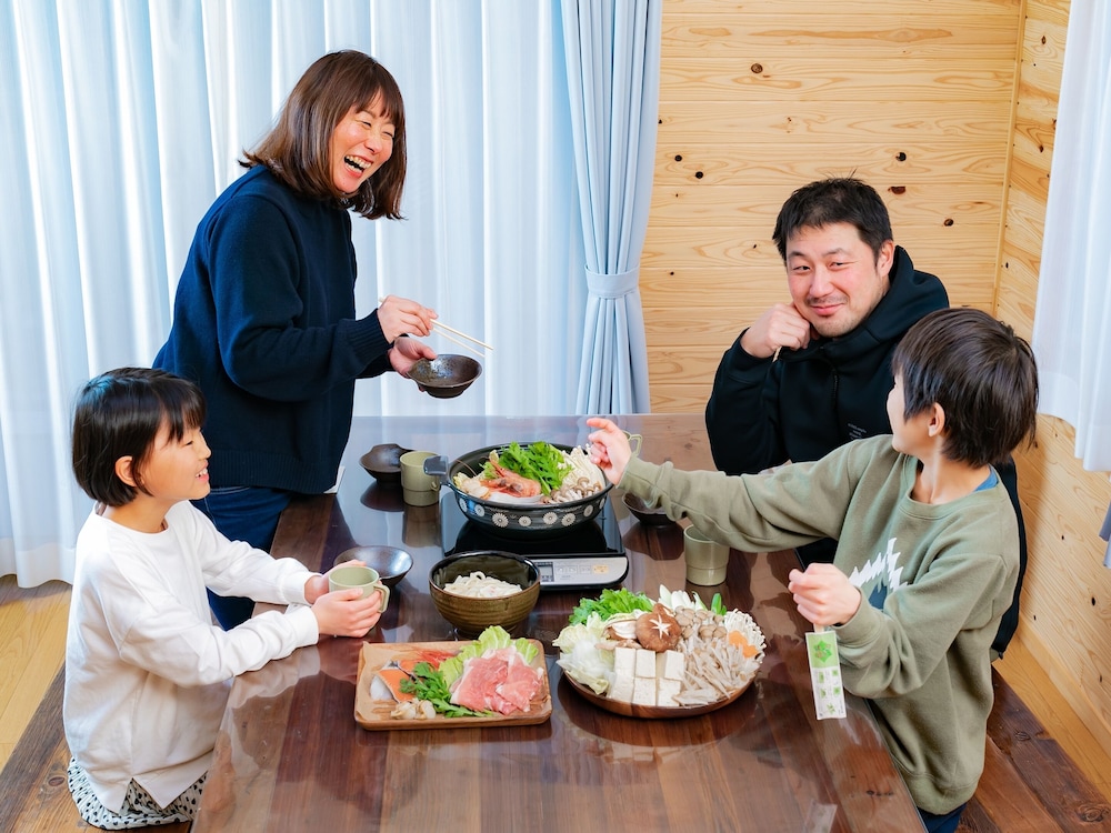 マウンテンコテージ 禁煙 客室9 | 松江市宍道ふるさと森林公園