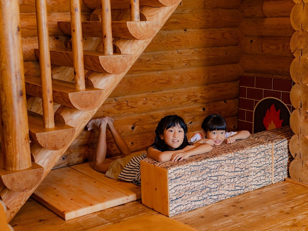 ログハウス 禁煙 客室12 | 松江市宍道ふるさと森林公園