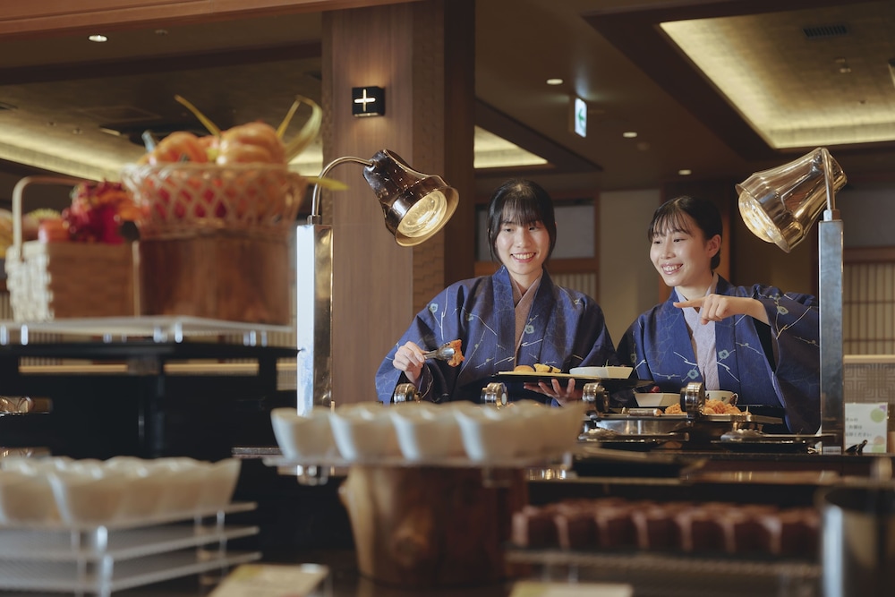 レストラン1 | 函館 湯の川温泉 ホテル万惣 レストラン1 | 函館 湯の川温泉 ホテル万惣
