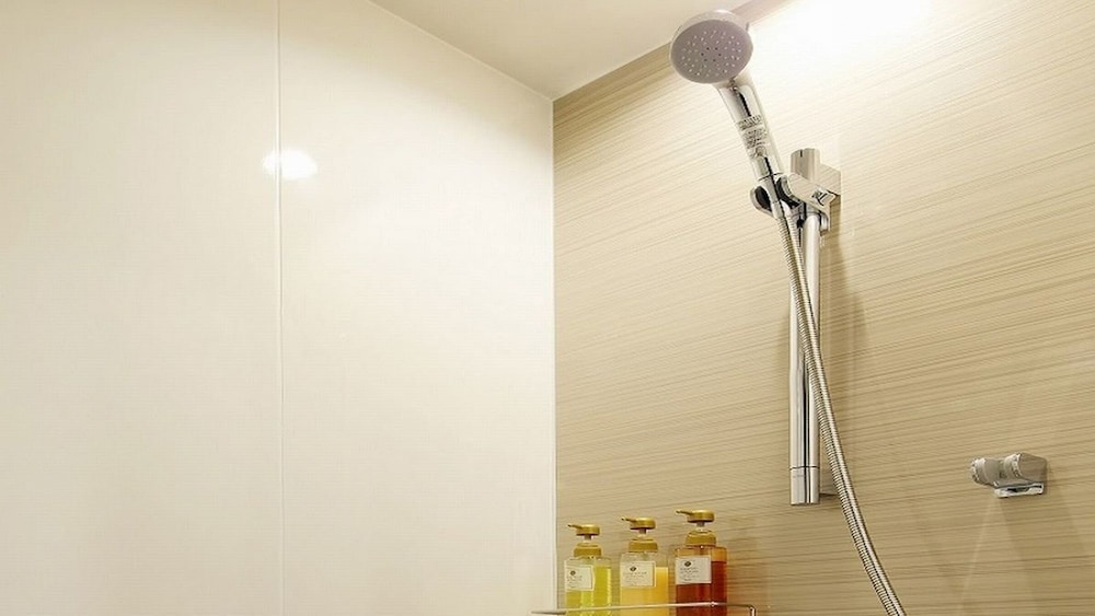 カジュアルルームA【ソファスペース/ツイン/22平米】禁煙 バスルーム0 | 函館・湯の川温泉 ホテル万惣 (オリックスホテルズ&リゾーツ)