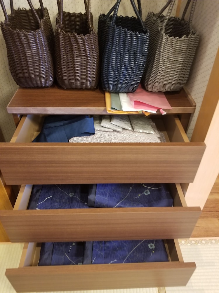 客室1 | 函館 湯の川温泉 ホテル万惣 客室1 | 函館 湯の川温泉 ホテル万惣