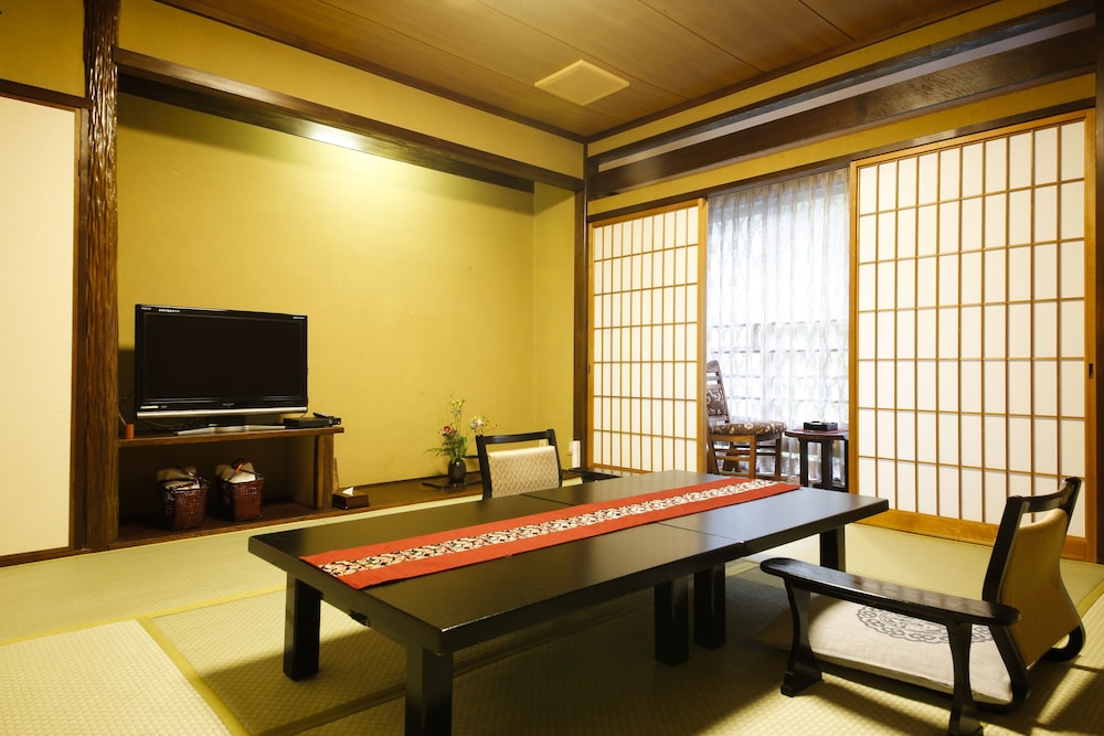客室1 | Kinosaki Spa&Gardens 湯楽