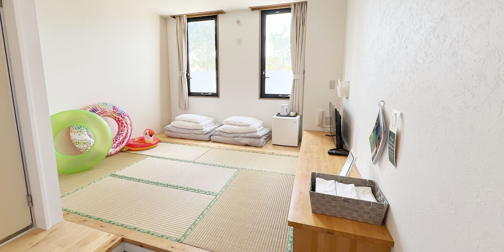 客室1 | LOW COST RESORT MANZA BEACH 客室1 | LOW COST RESORT MANZA BEACH