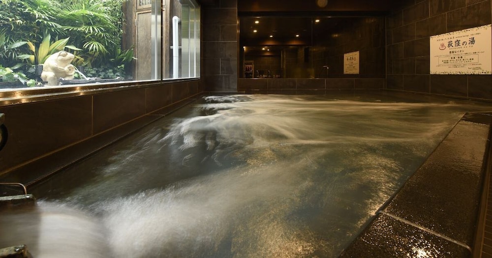 カプセルルーム 女性専用 2名様 禁煙 共用バスルーム0 | 安心お宿 Tokyo Woman 新宿荻窪店