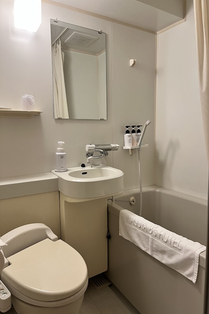 ダブルルーム 禁煙 バスルーム1 | 名古屋ビーズホテル