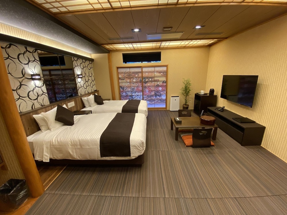 [和美麗]31平米＋専用テラス8平米　総檜露天風呂　禁煙 客室1 | リブマックスリゾート奥道後