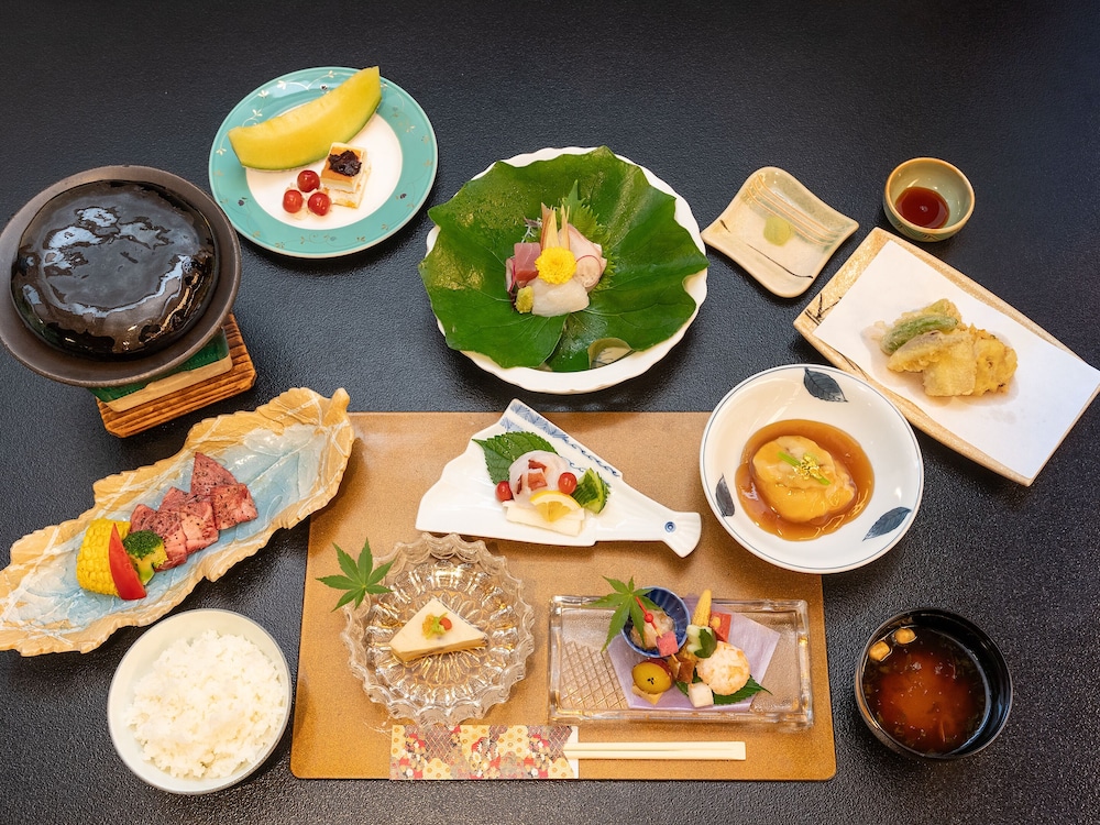 レストラン1 | リブマックスリゾート奥道後