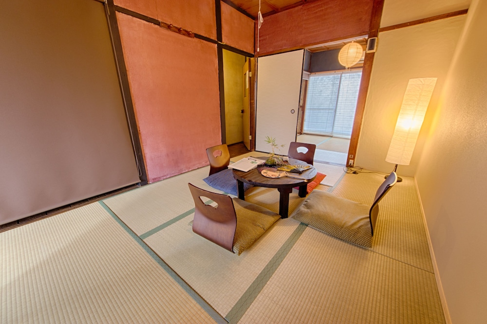 ベーシック ハウス 3 ベッドルーム 禁煙 シティビュー 客室4 | お宿 東福寺