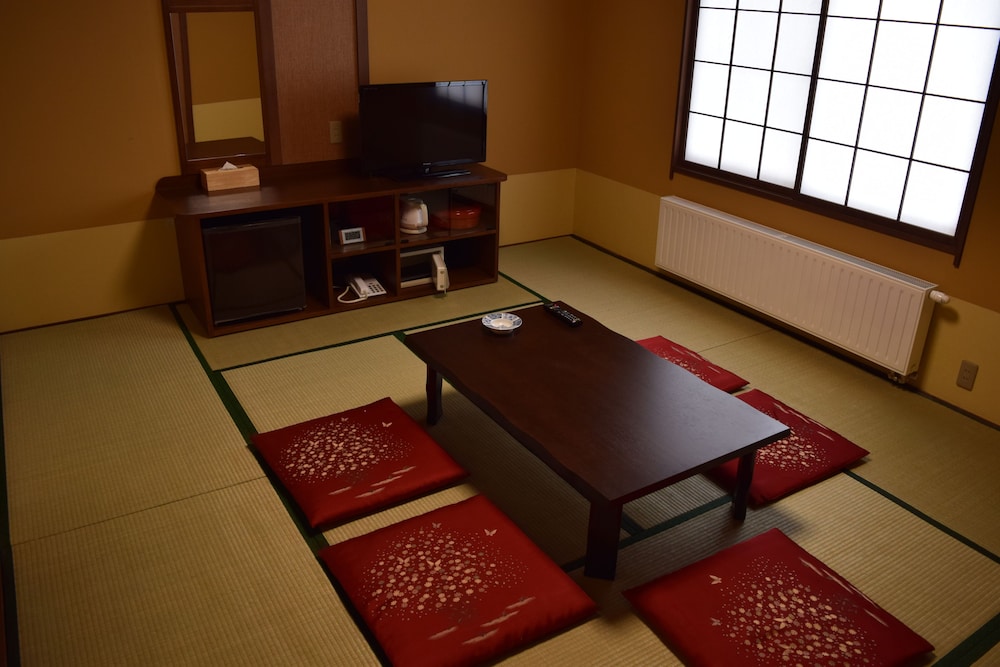 [禁煙] ヌプリ館和室 (本館/バス・トイレ無) | ニセコパークホテル