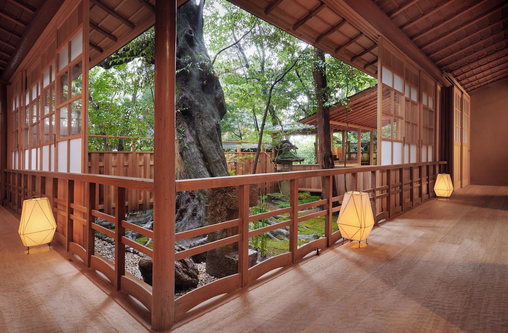 ラグジュアリー スイート 部屋からの景観0 | あらや滔々庵