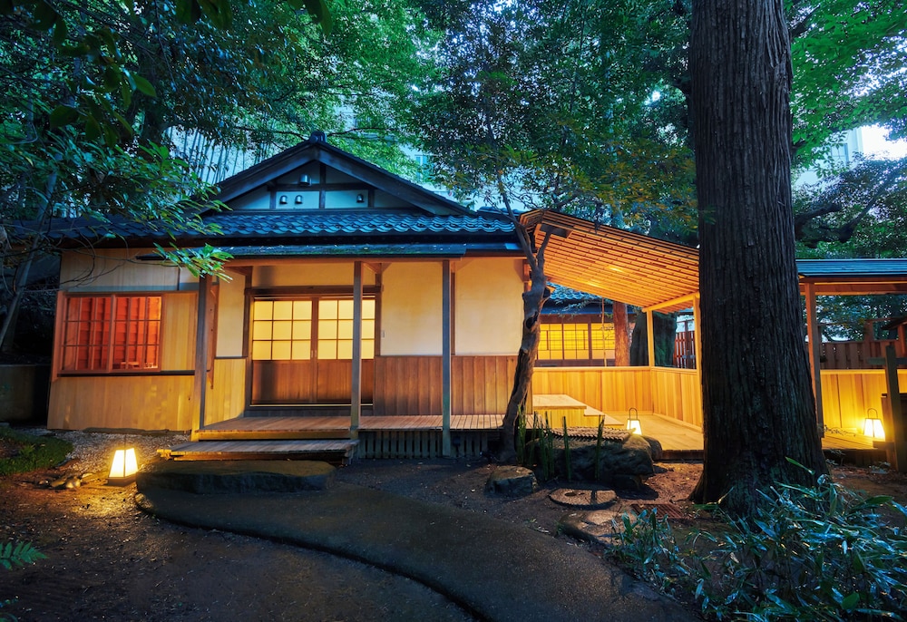 ラグジュアリー スイート 客室5 | あらや滔々庵