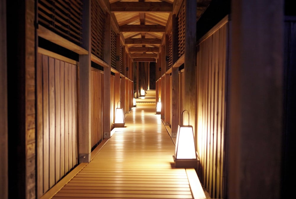 ラグジュアリー スイート 客室4 | あらや滔々庵