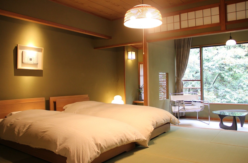 和室 ツイン 禁煙 | あらや滔々庵