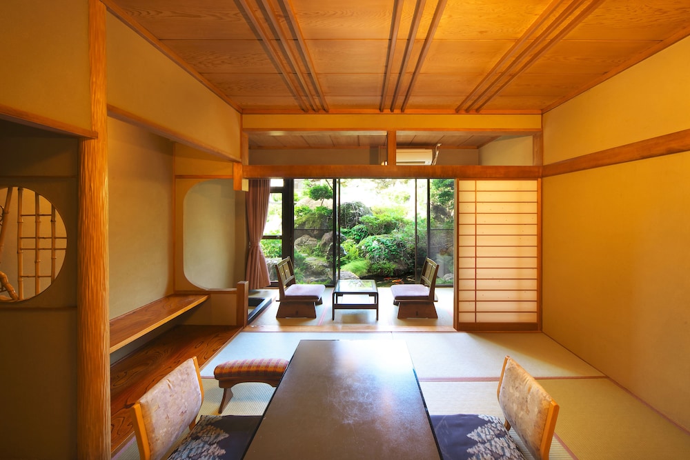 和室　禁煙 客室4 | 銘庭の宿 ホテル甲子園