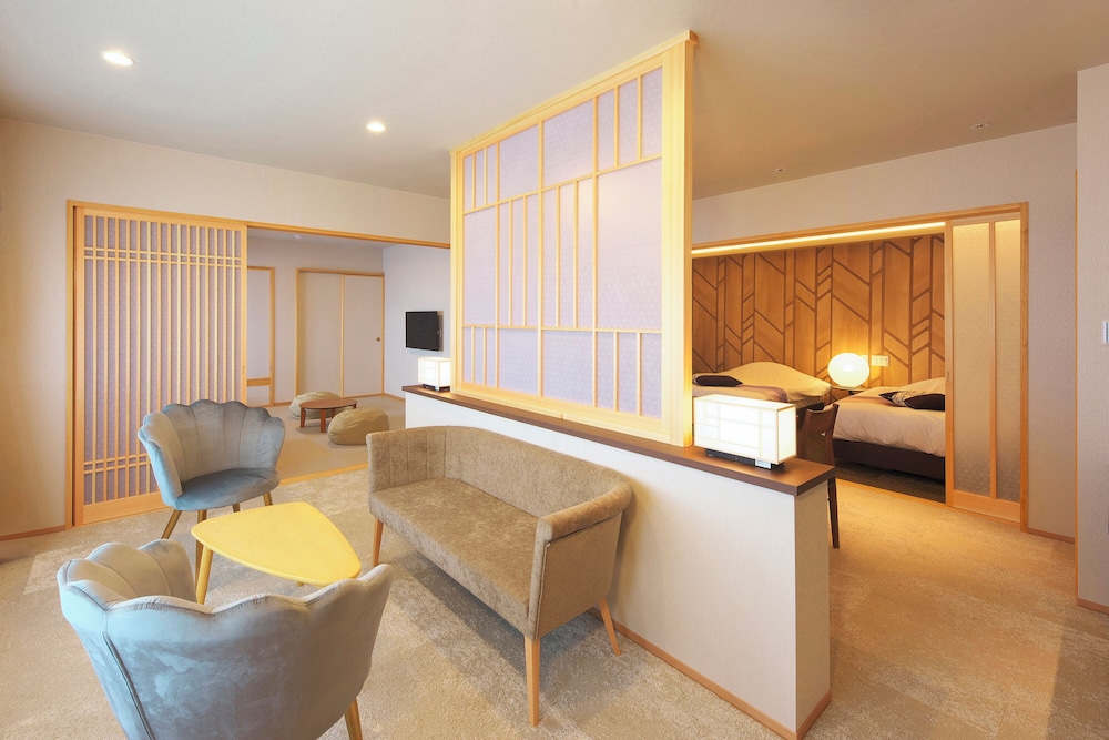 半露天風呂付客室 御坂 禁煙 客室5 | 銘庭の宿 ホテル甲子園