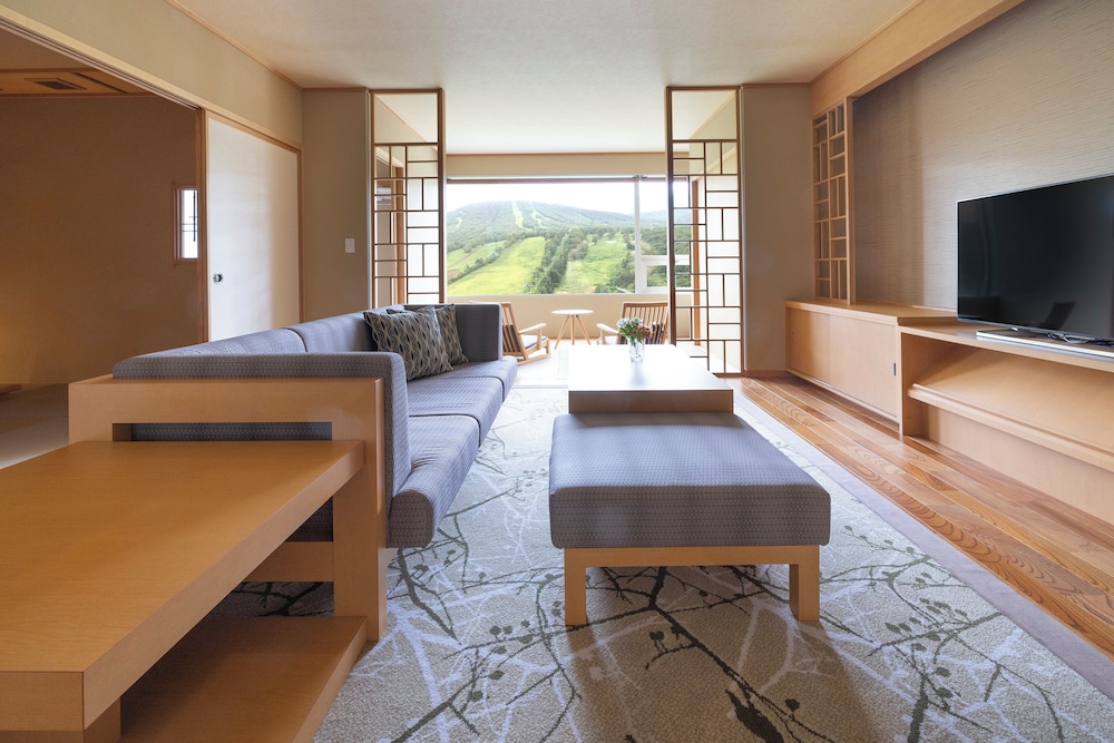 スイート シングルベッド 2 台 (Japanese, High Floor) 客室2 | ANAクラウンプラザリゾート安比高原 by IHG