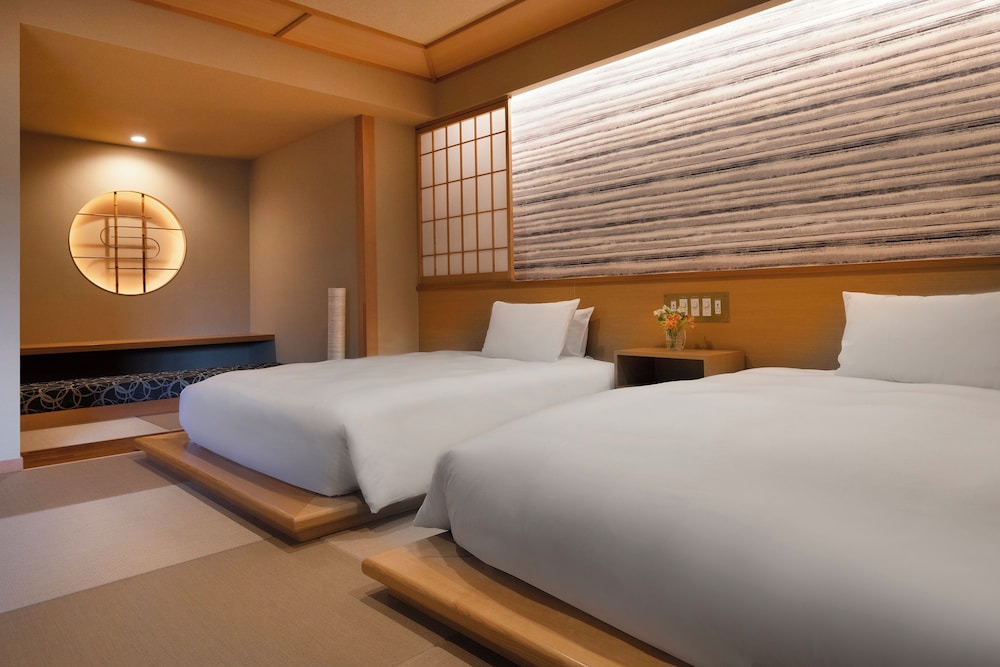 スイート シングルベッド 2 台 (Japanese, High Floor) | ANAクラウンプラザリゾート安比高原 by IHG
